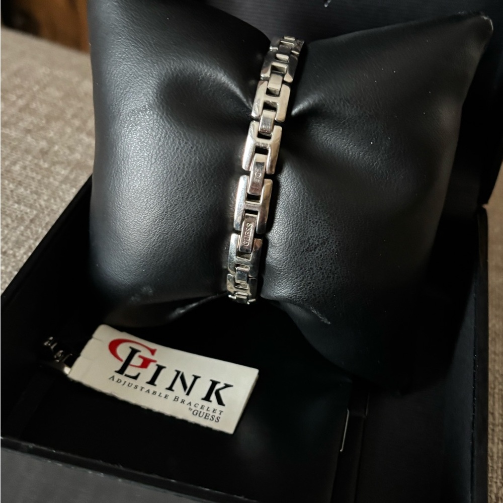 Guess Women's Silver and Black Watch - Picture 5 of 8